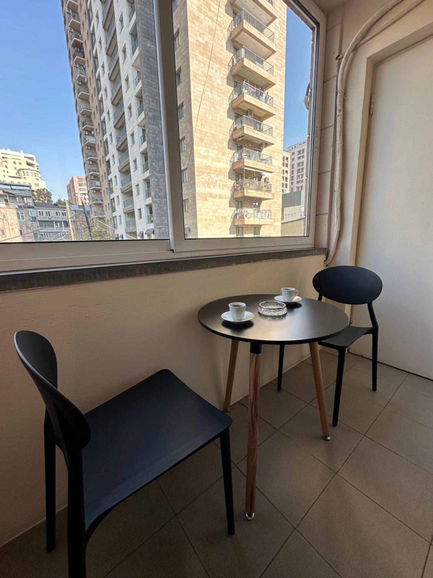 Comfortable apartment in center Erévan Extérieur photo