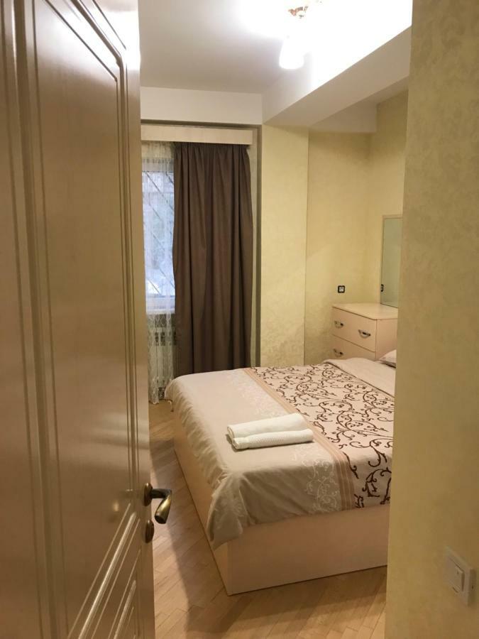 Comfortable apartment in center Erévan Extérieur photo