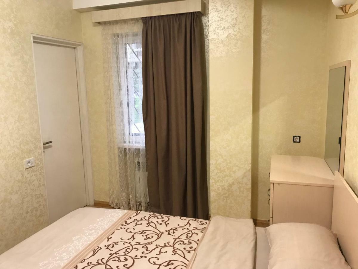Comfortable apartment in center Erévan Extérieur photo
